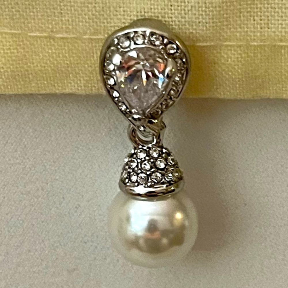 Spring Street Pearl and Cubic Zirconia Drop Earrings, New With Tags - Picture 8 of 16